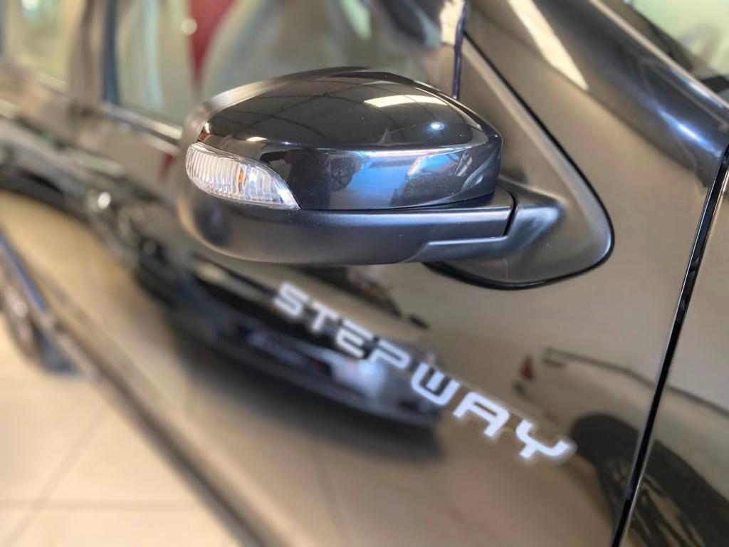 RENAULT Sandero - Foto
