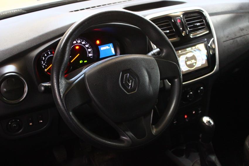 RENAULT Sandero - Foto