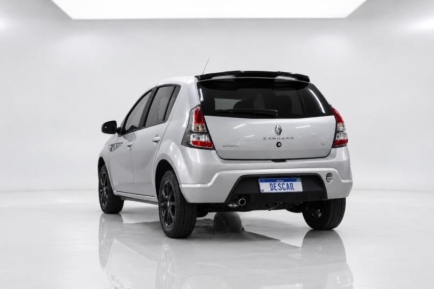 RENAULT Sandero - Foto