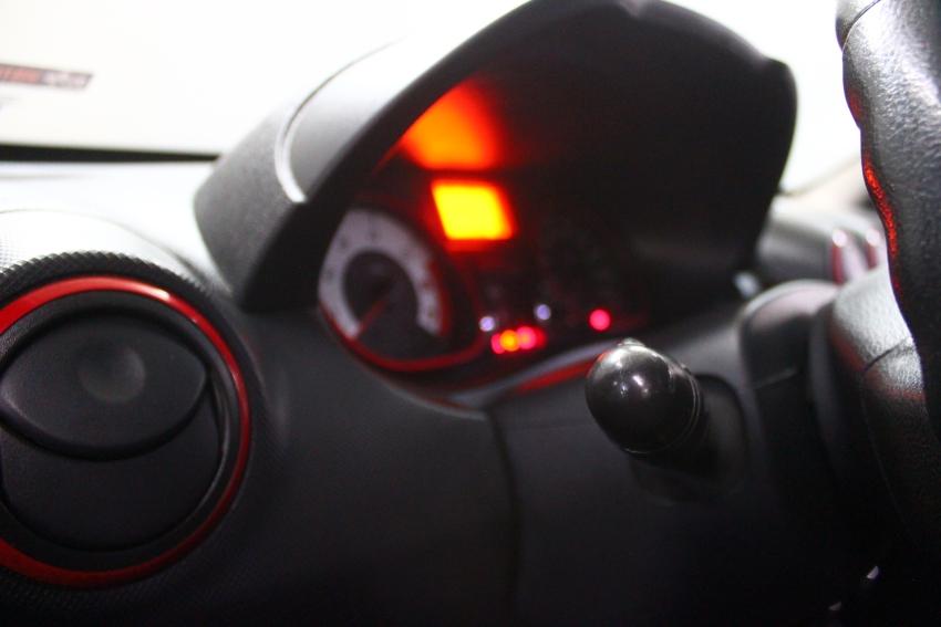 RENAULT Sandero - Foto