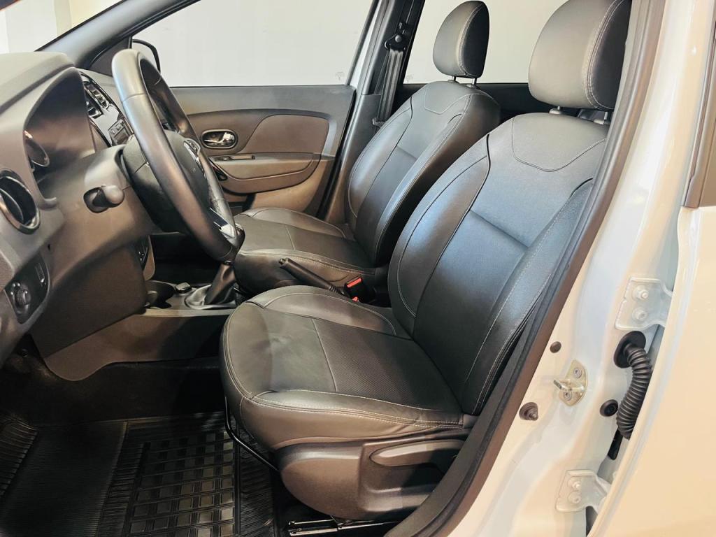 RENAULT Stepway - Foto