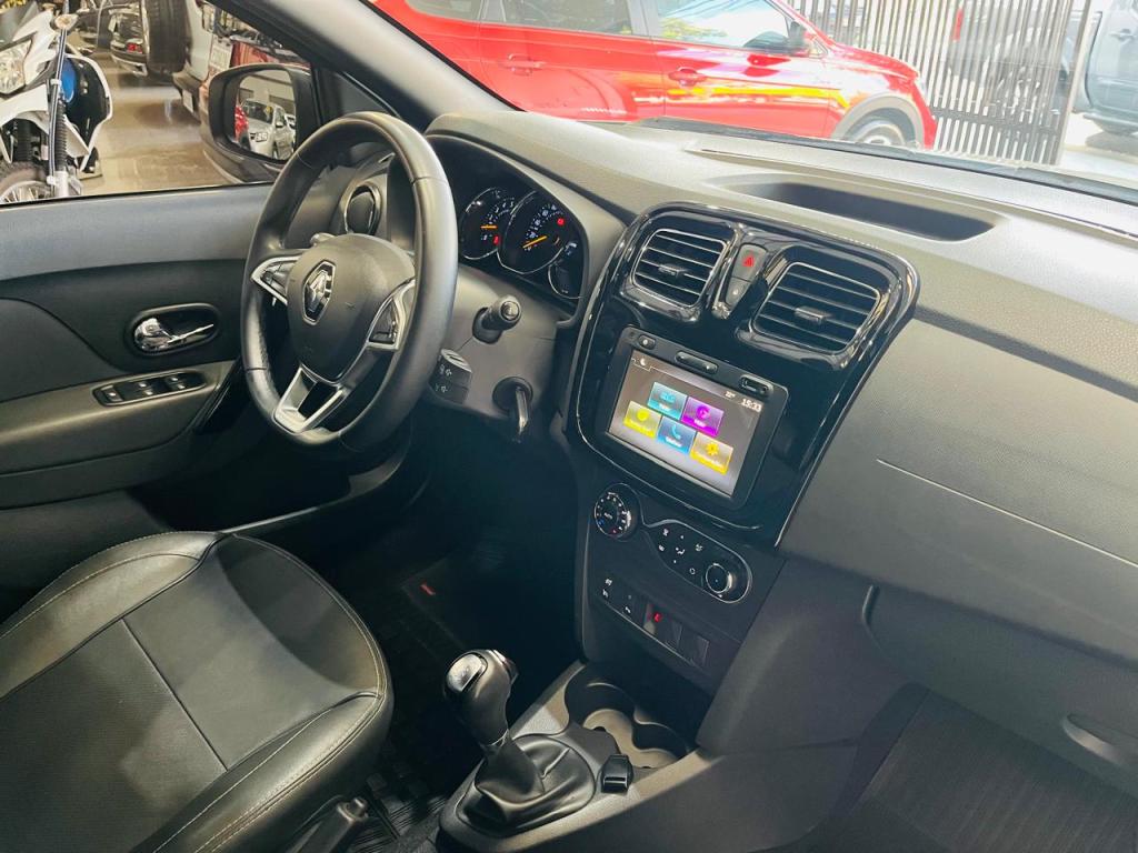 RENAULT Stepway - Foto