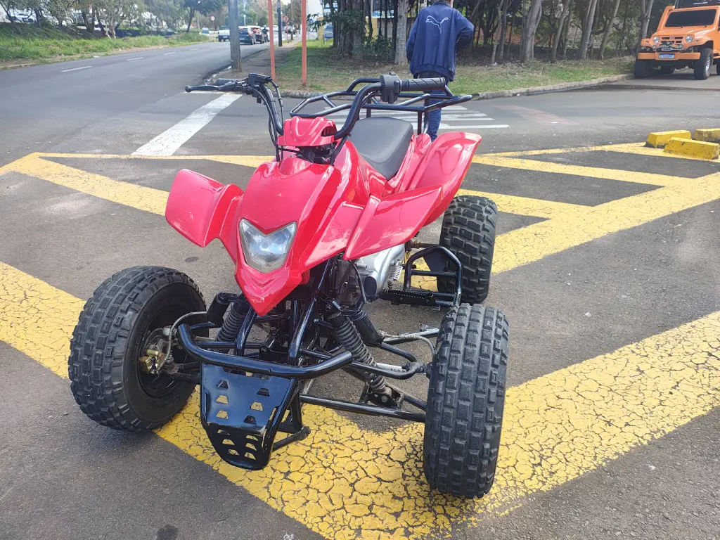 SHINERAY ATV 200 EFI - Foto