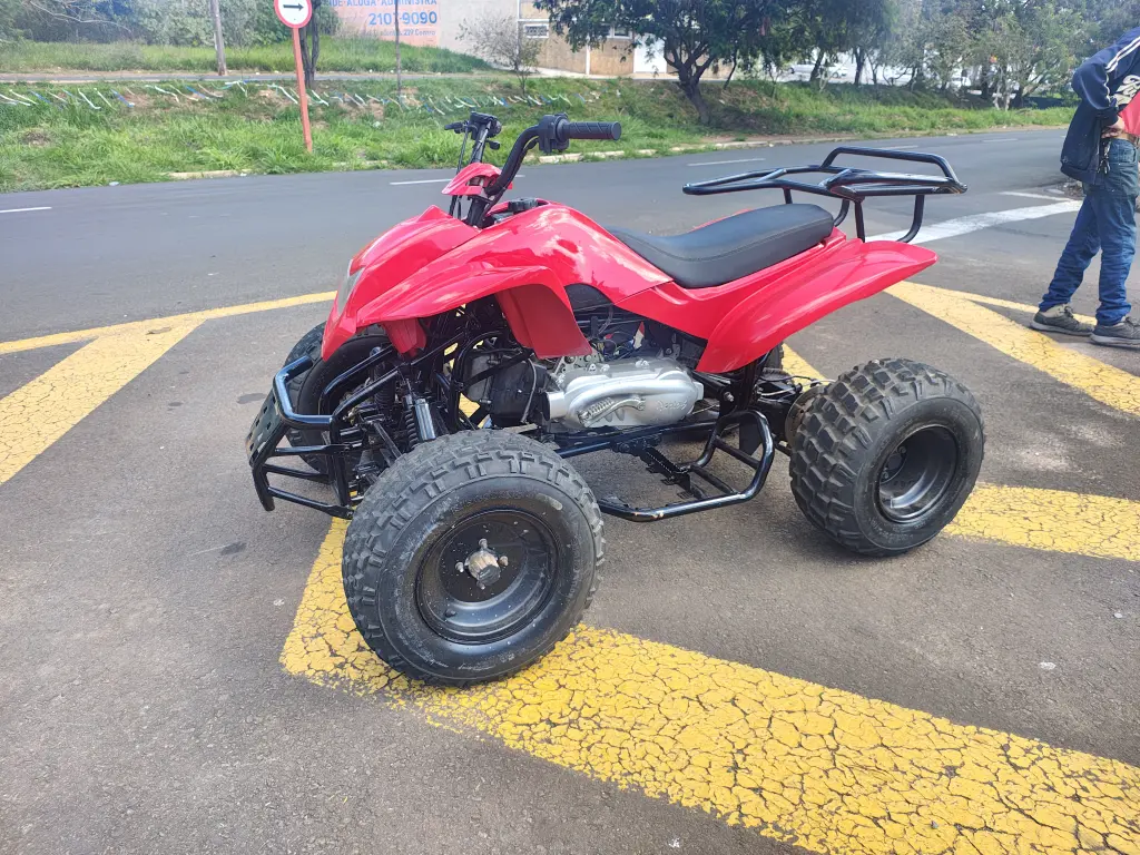 SHINERAY ATV 200 EFI - Foto