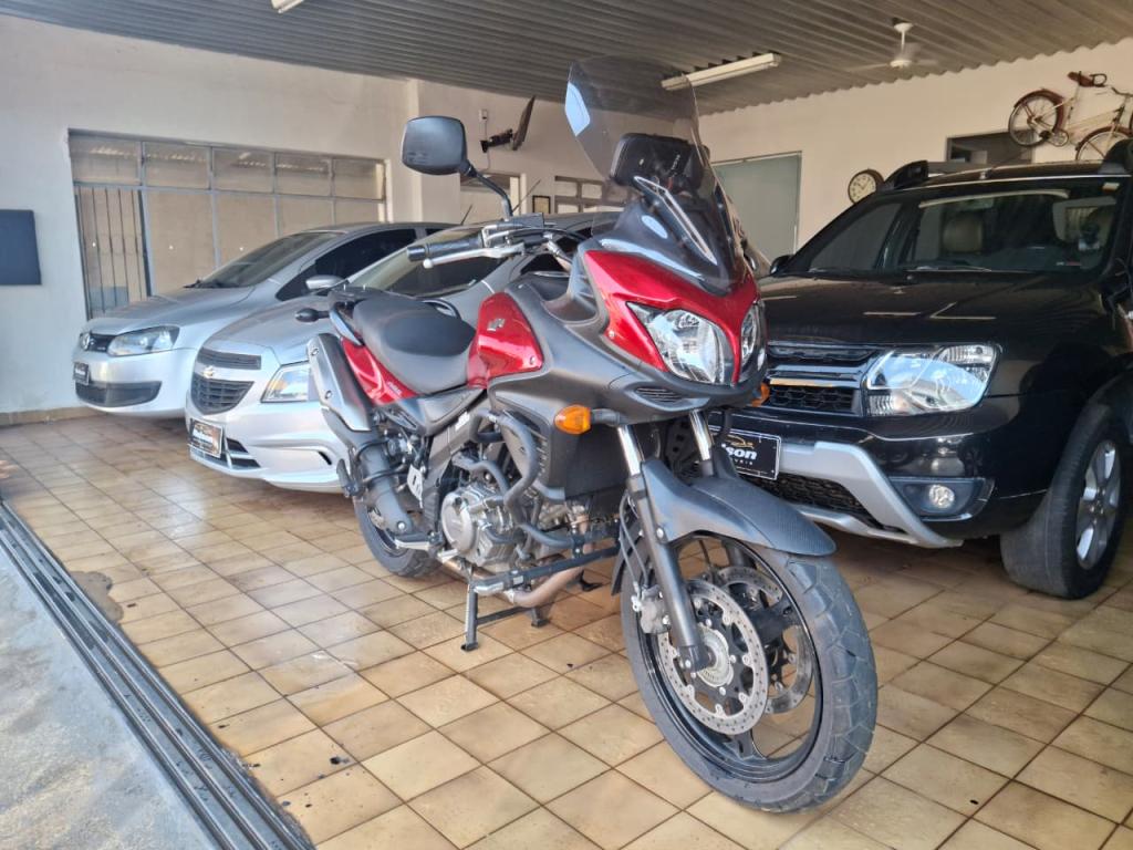 SUZUKI V-Strom DL 650