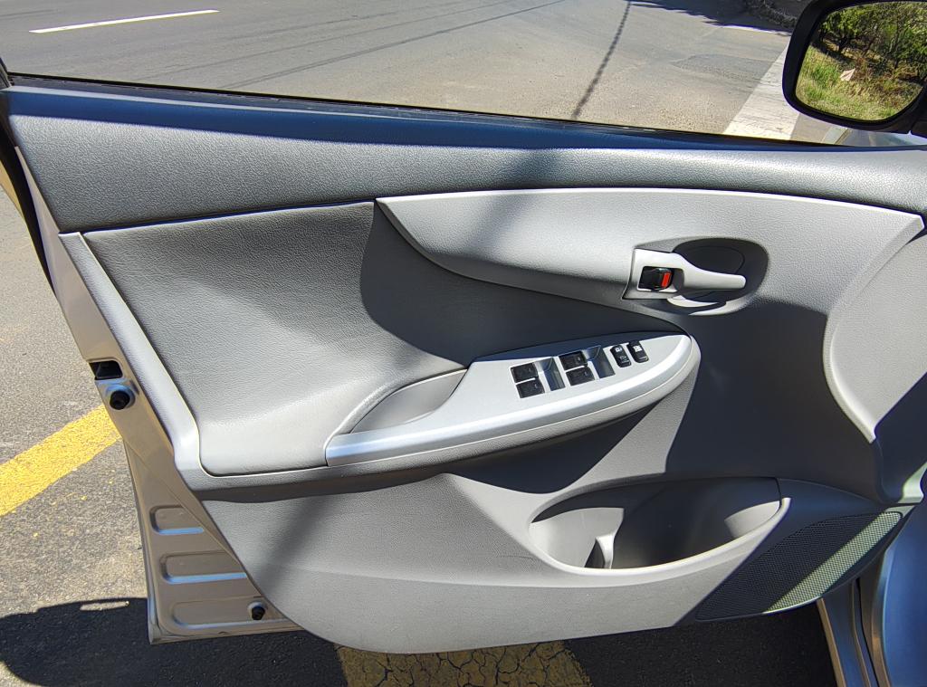 TOYOTA Corolla - Foto