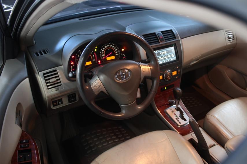 TOYOTA Corolla - Foto