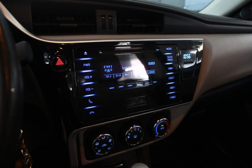 TOYOTA Corolla - Foto