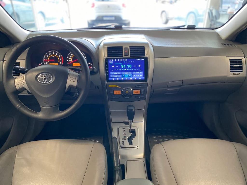 TOYOTA Corolla - Foto