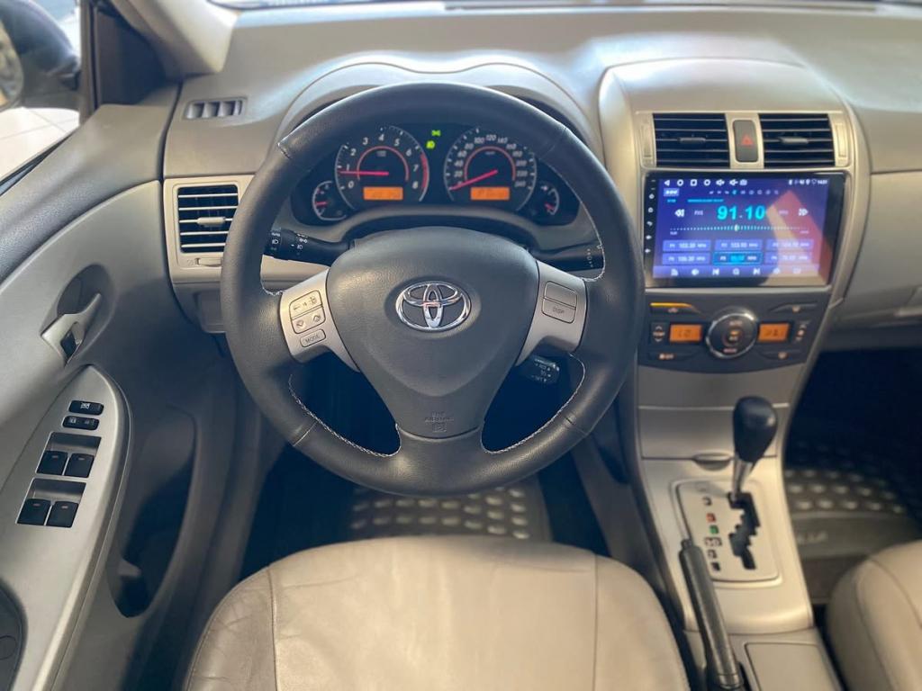 TOYOTA Corolla - Foto