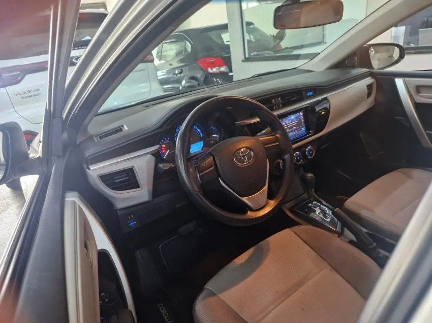 TOYOTA Corolla - Foto