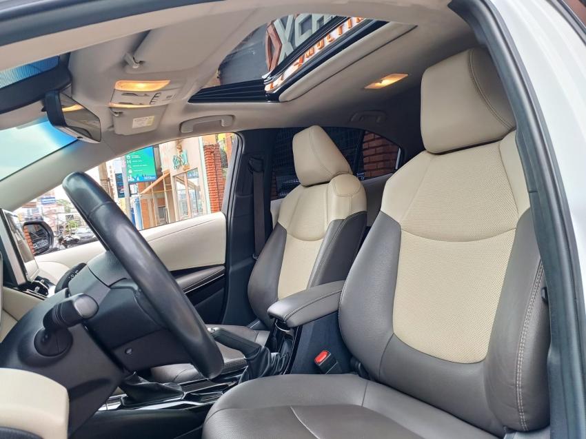 TOYOTA Corolla - Foto