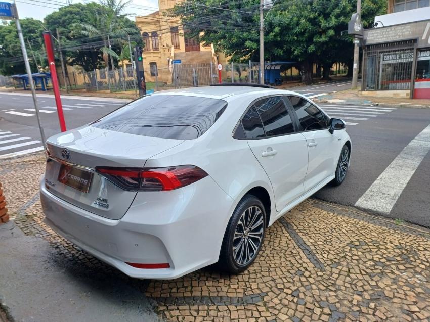 TOYOTA Corolla - Foto