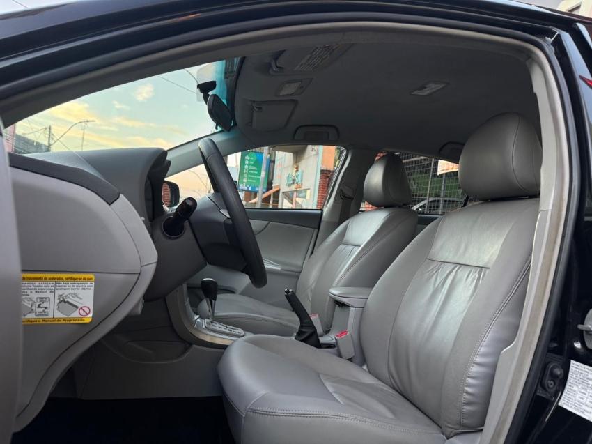 TOYOTA Corolla - Foto