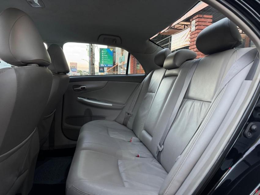 TOYOTA Corolla - Foto