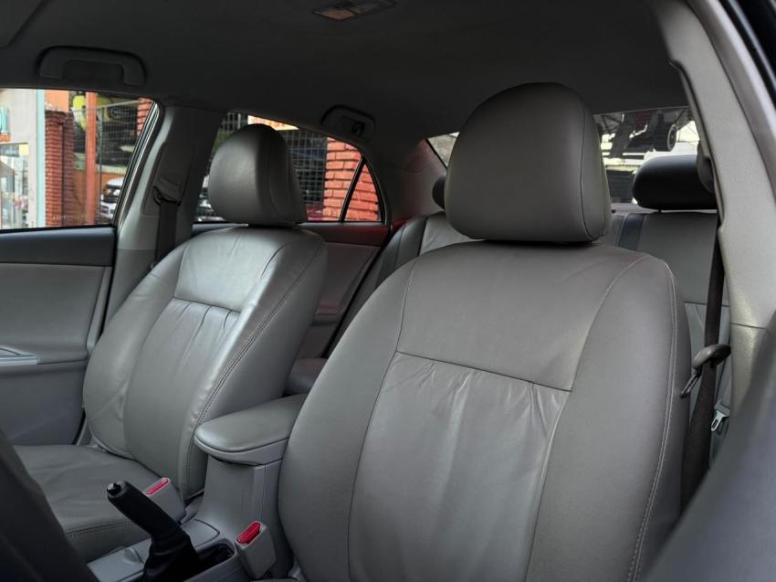 TOYOTA Corolla - Foto