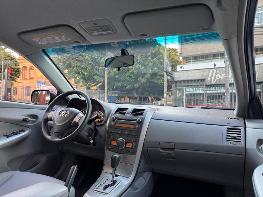 TOYOTA Corolla - Foto