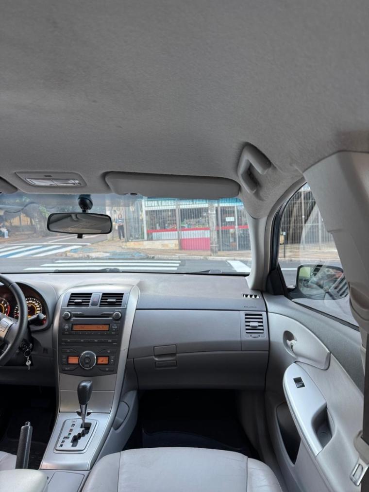 TOYOTA Corolla - Foto