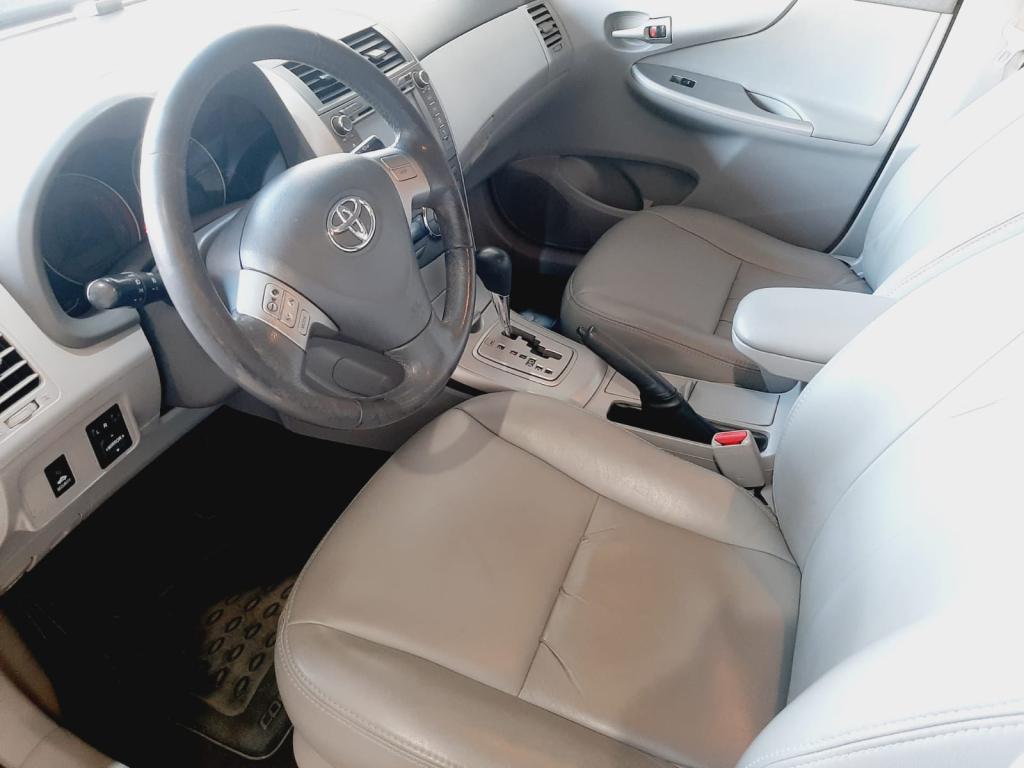TOYOTA Corolla - Foto