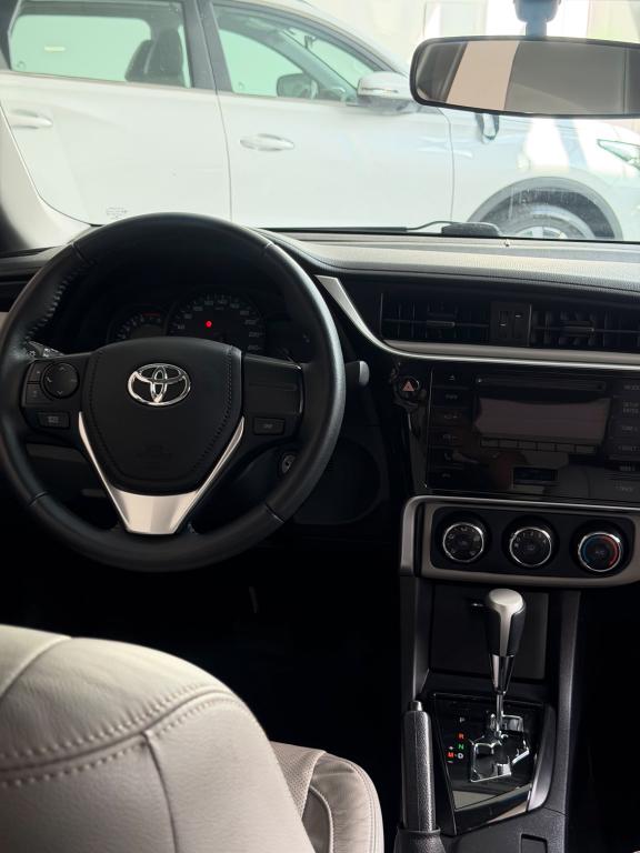 TOYOTA Corolla - Foto