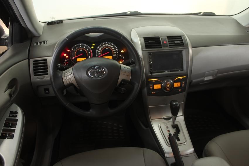 TOYOTA Corolla - Foto