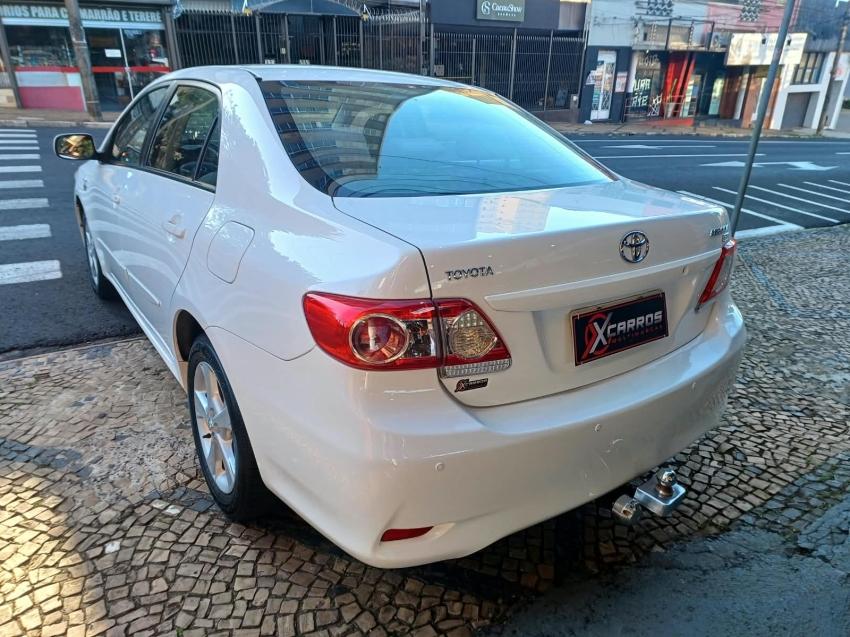 TOYOTA Corolla - Foto