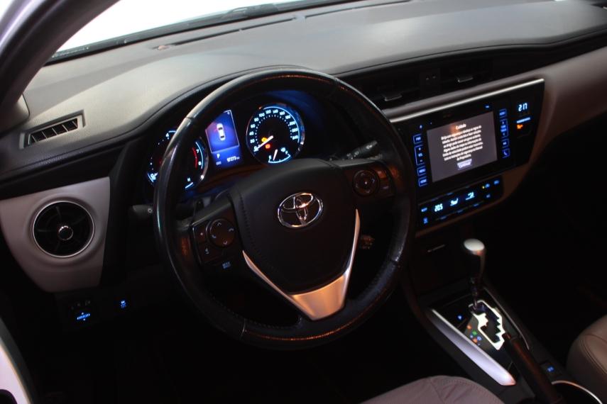 TOYOTA Corolla - Foto