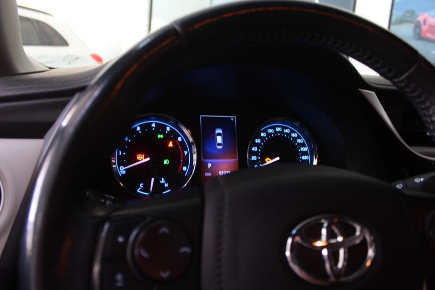 TOYOTA Corolla - Foto