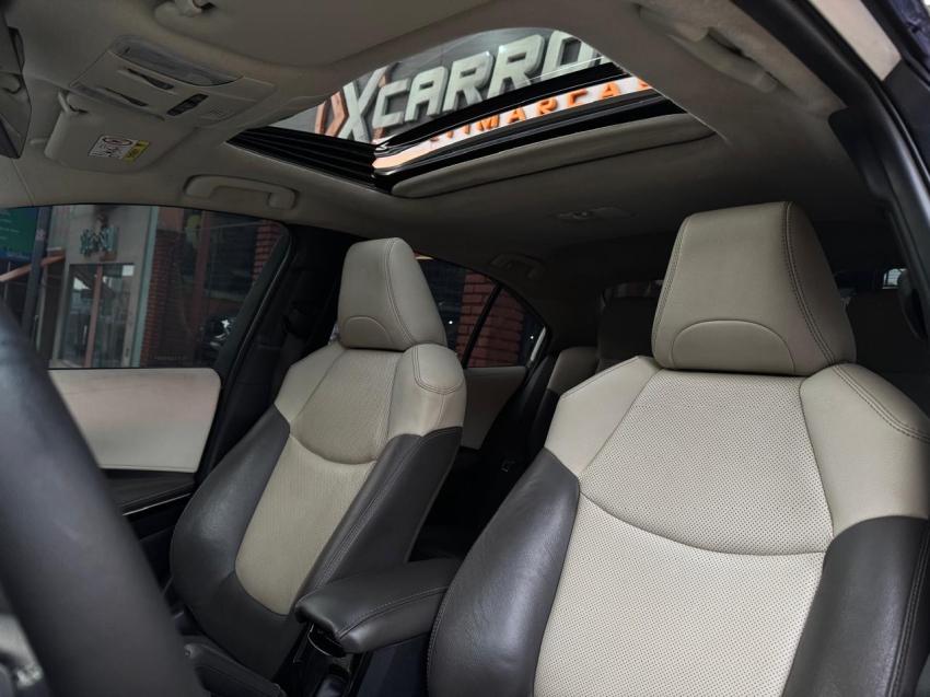 TOYOTA Corolla - Foto