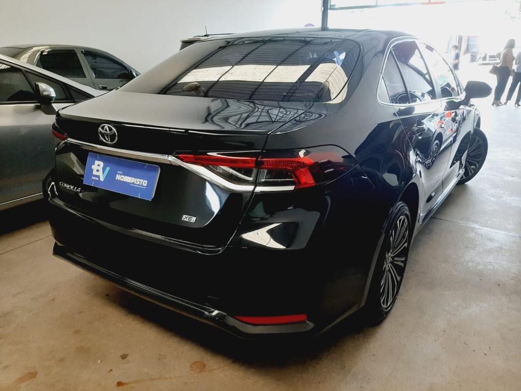 TOYOTA Corolla - Foto