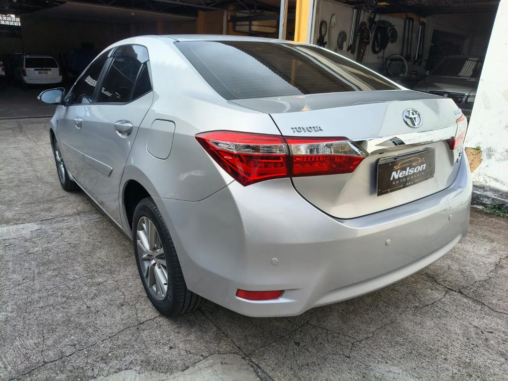 TOYOTA Corolla - Foto