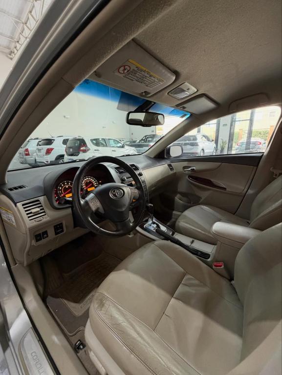 TOYOTA Corolla - Foto