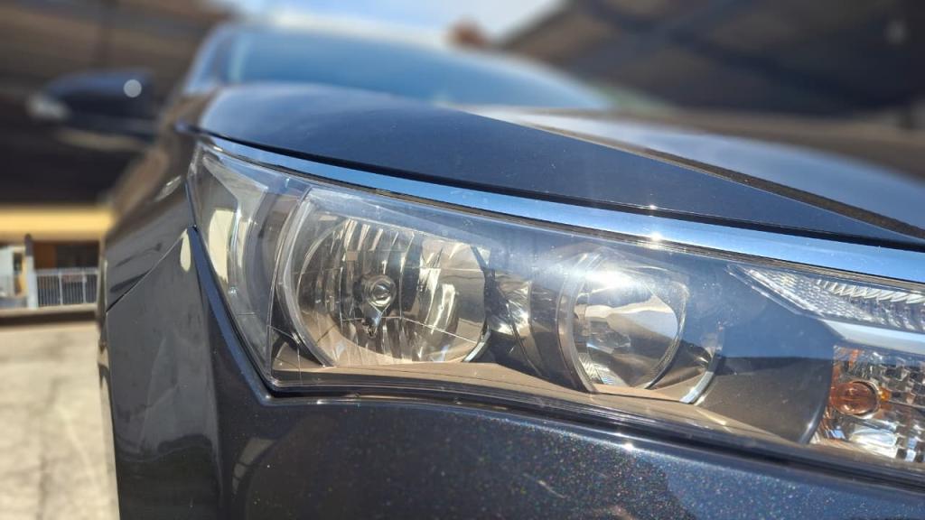 TOYOTA Corolla - Foto