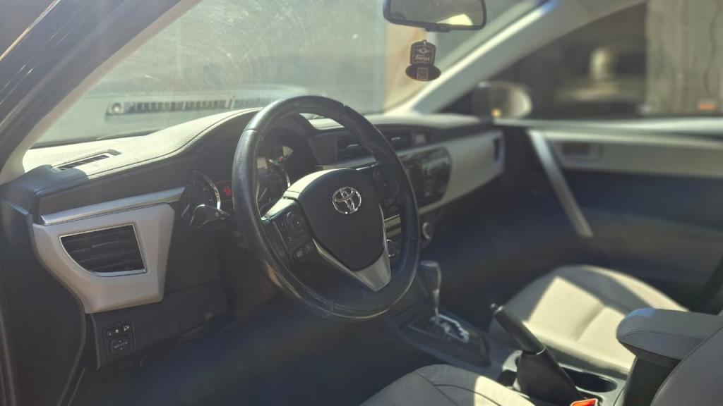 TOYOTA Corolla - Foto
