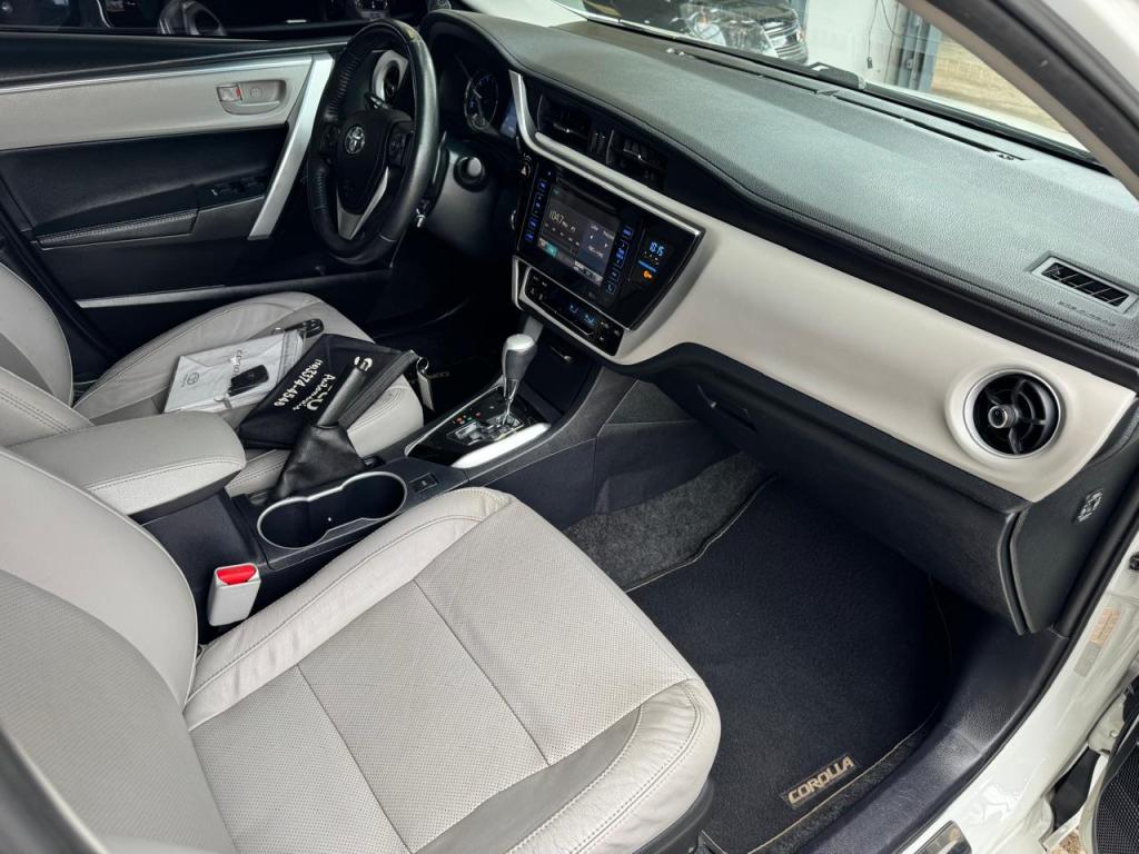 TOYOTA Corolla - Foto