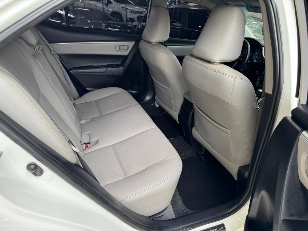TOYOTA Corolla - Foto