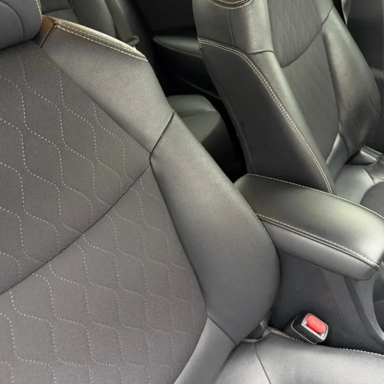 TOYOTA Corolla - Foto
