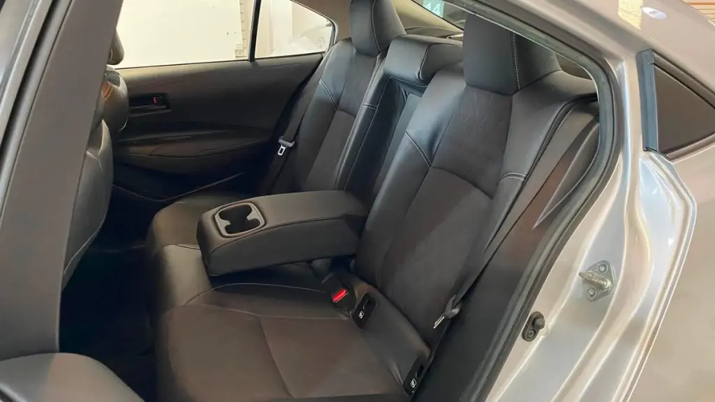 TOYOTA Corolla - Foto