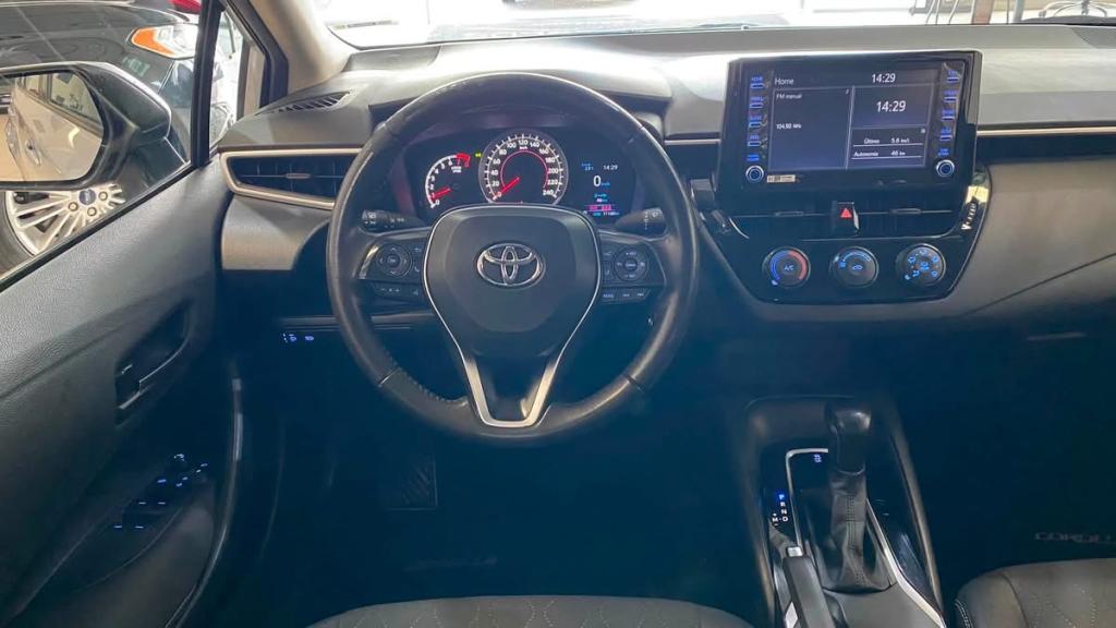 TOYOTA Corolla - Foto