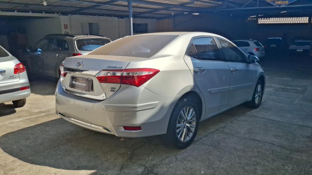 TOYOTA Corolla - Foto