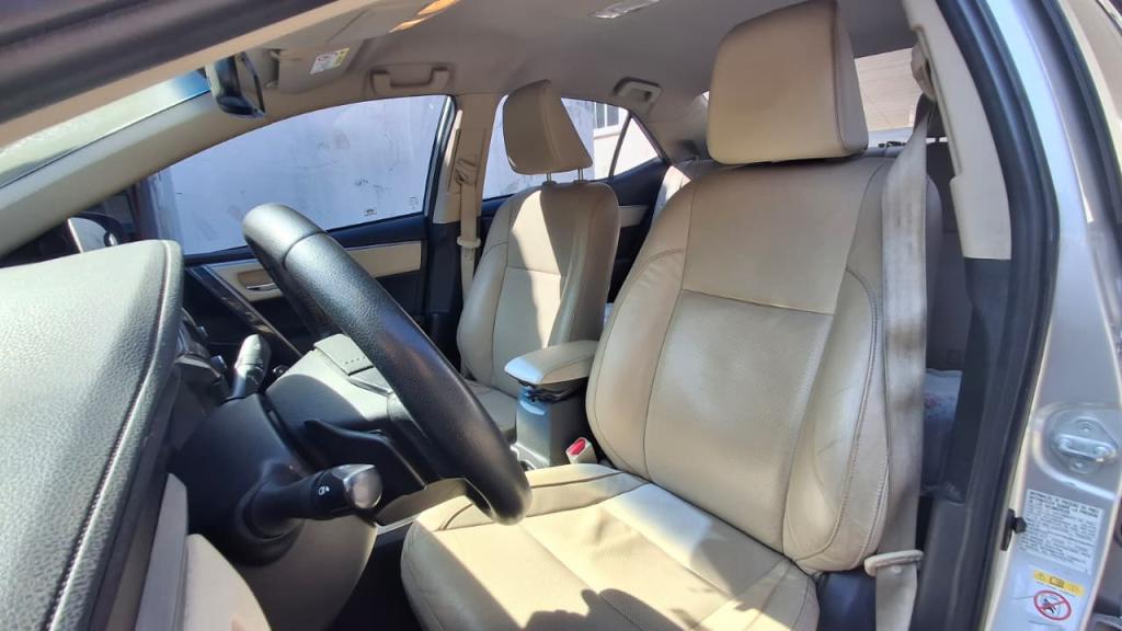 TOYOTA Corolla - Foto