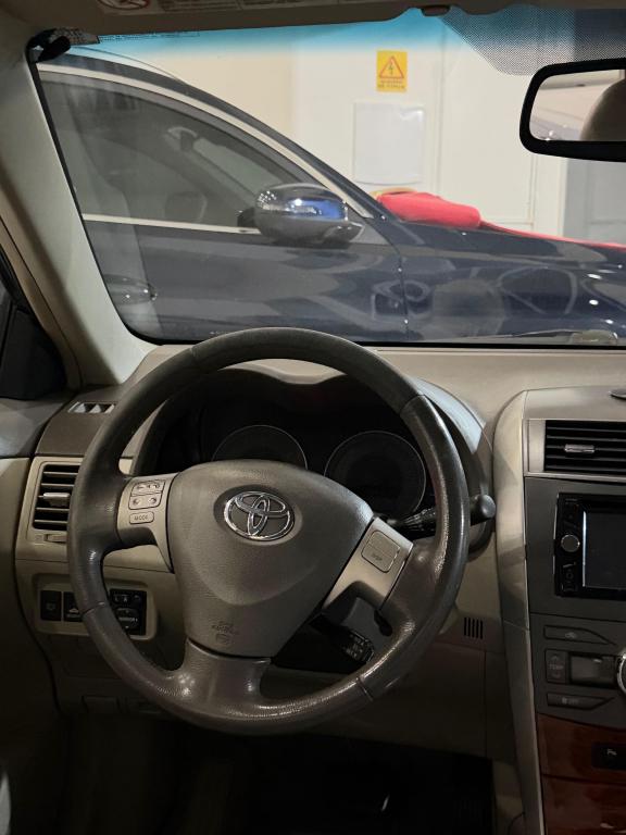 TOYOTA Corolla - Foto