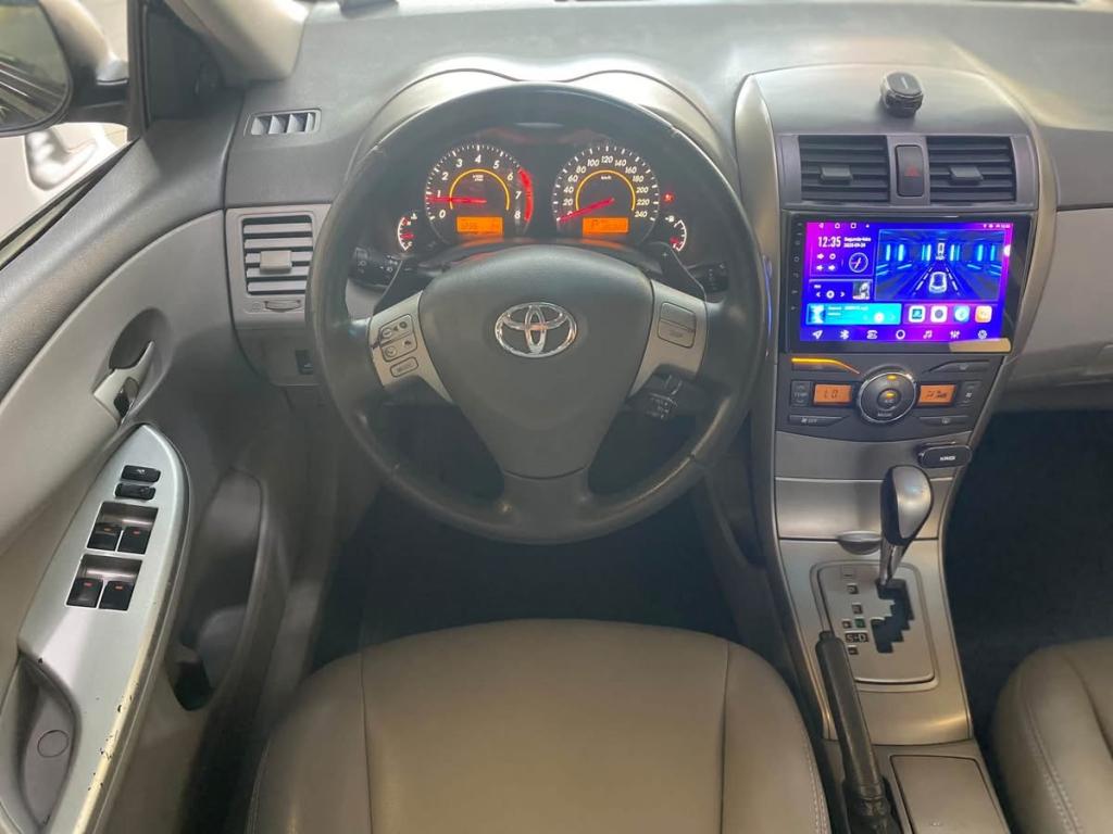 TOYOTA Corolla - Foto
