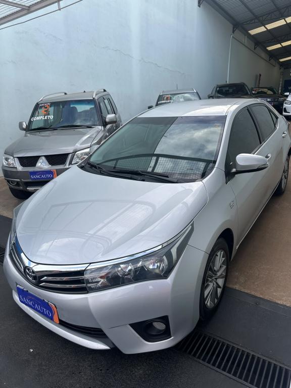 TOYOTA Corolla - Foto