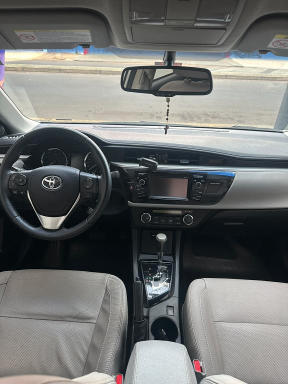 TOYOTA Corolla - Foto
