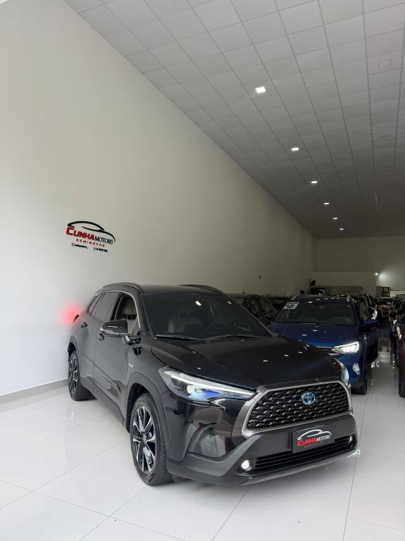 TOYOTA Corolla Cross - Foto