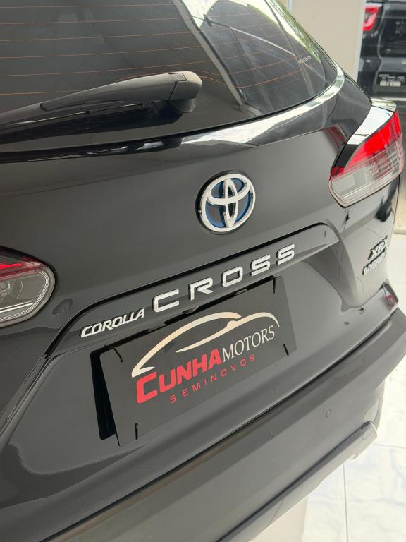 TOYOTA Corolla Cross - Foto