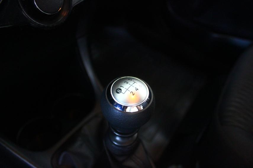 TOYOTA Etios Hatch - Foto