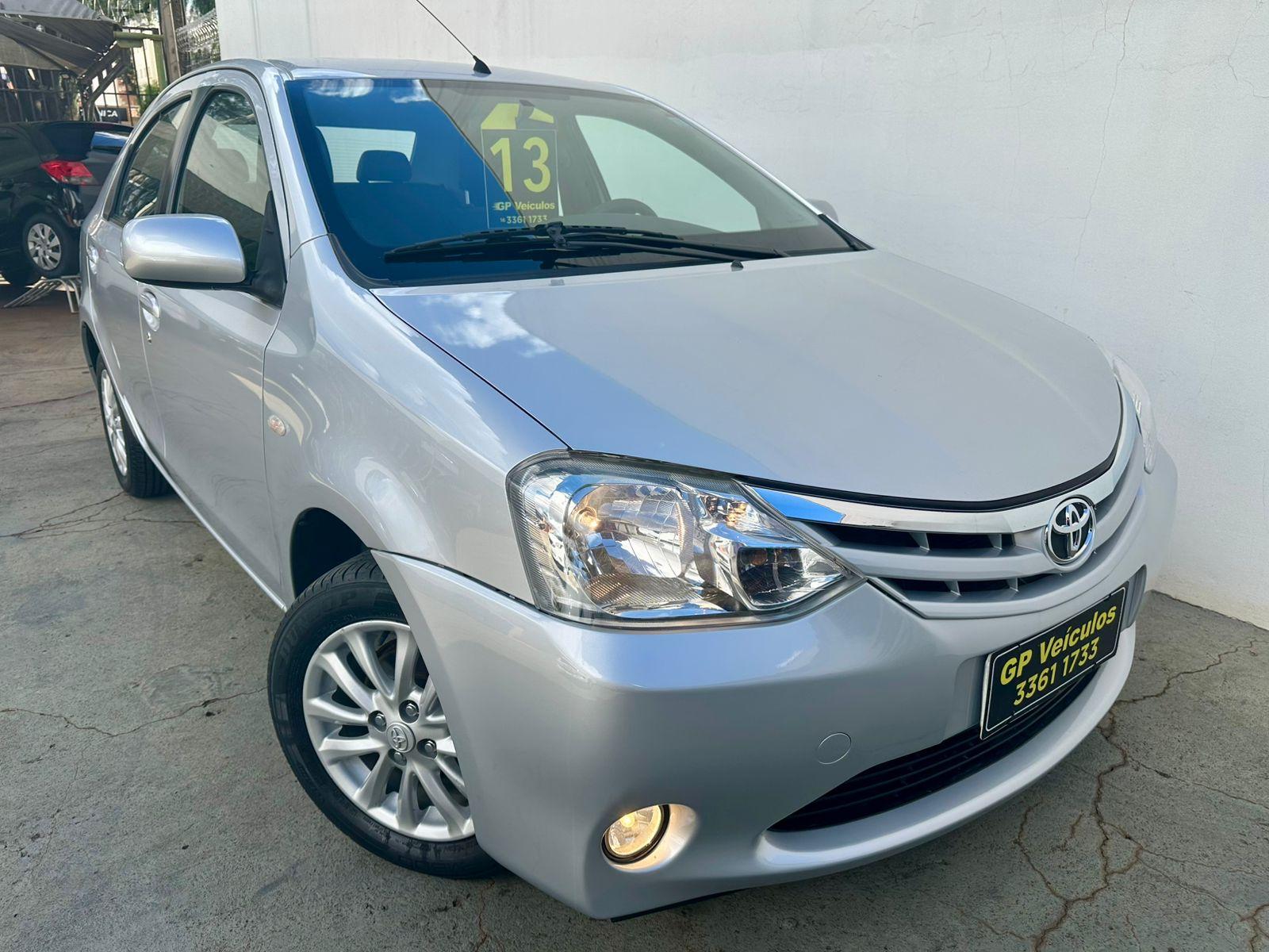 TOYOTA Etios Sedan - Foto