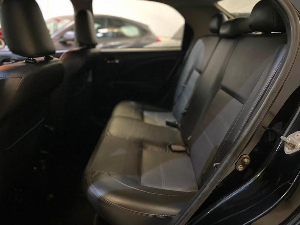 TOYOTA Etios Sedan - Foto